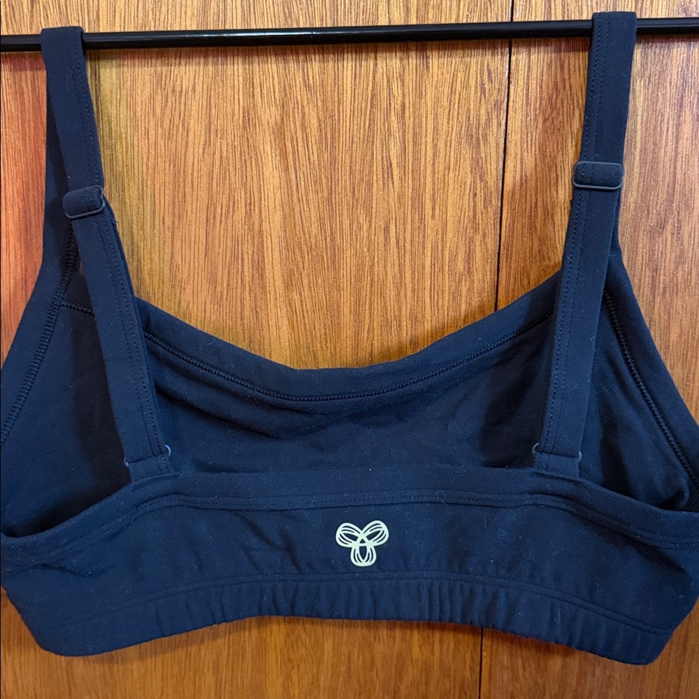 Aritzia Butter Sports Bra Black Small Soft Minimal Athleisure Yoga Top - Picture 3 of 3